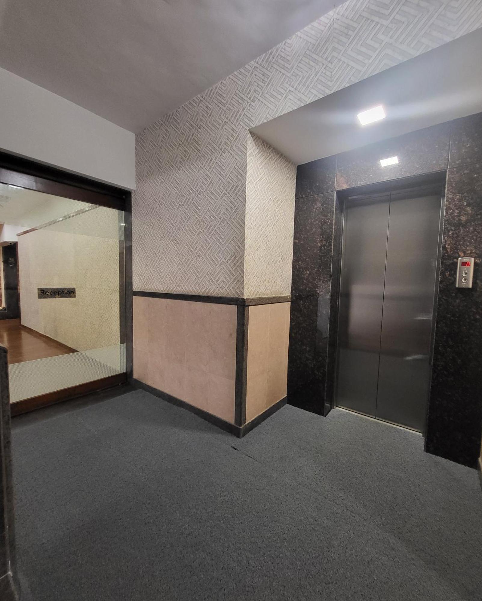 Hotel Maharana Inn Chembur ムンバイ エクステリア 写真
