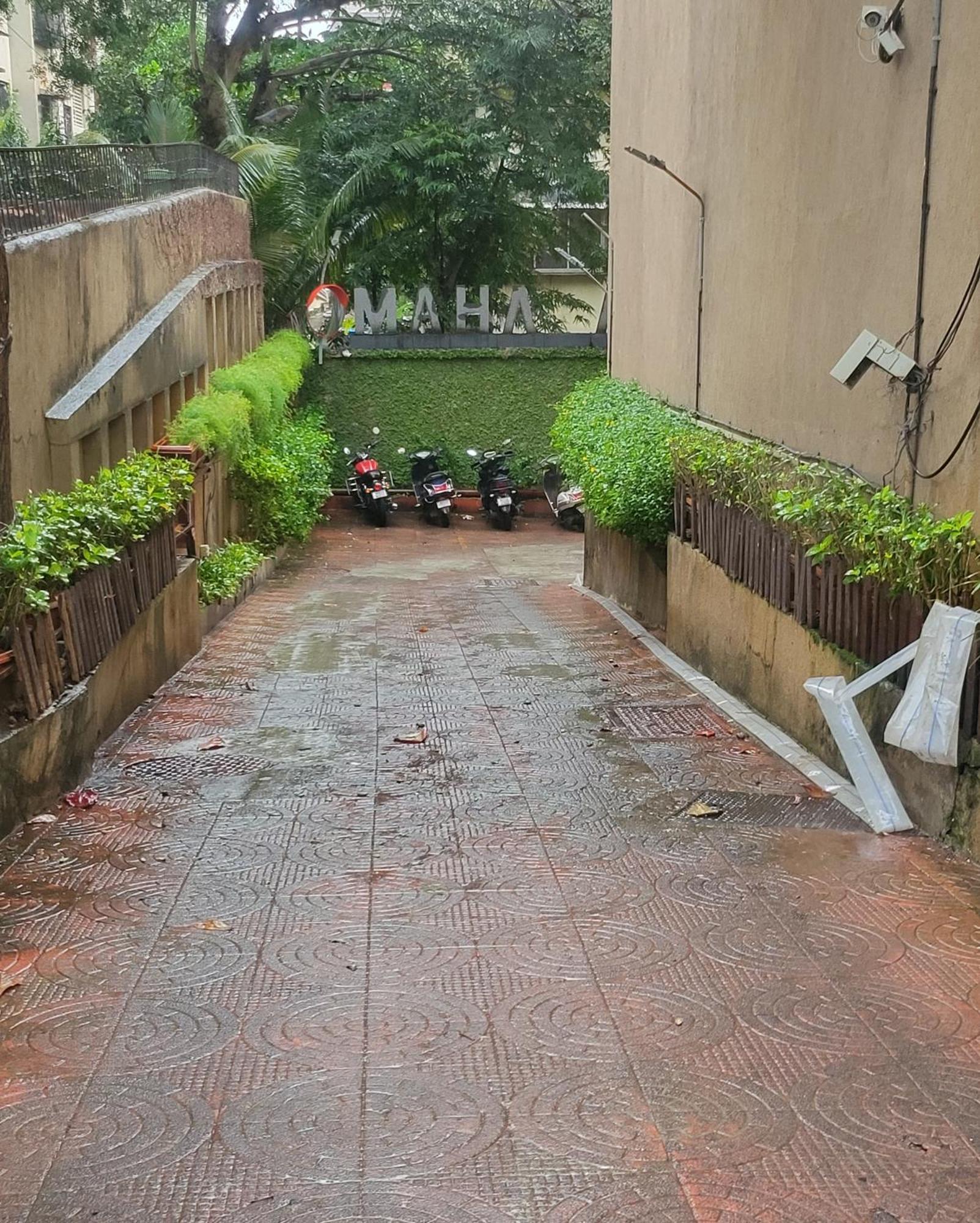 Hotel Maharana Inn Chembur ムンバイ エクステリア 写真