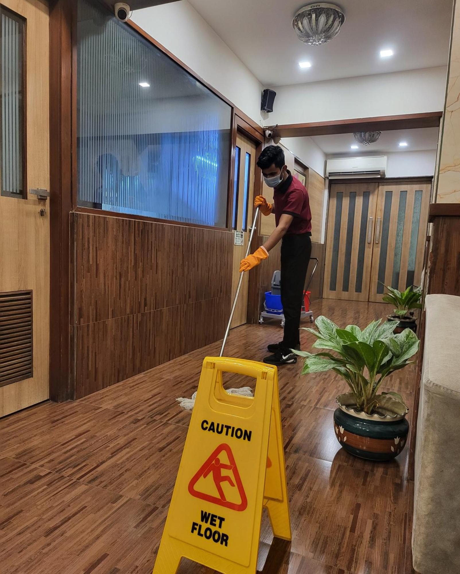 Hotel Maharana Inn Chembur ムンバイ エクステリア 写真